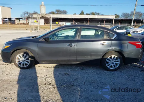 2018 Nissan Altima 2.5 S z USA, uszkodzony, nr VIN 1N4AL3AP3JC129400